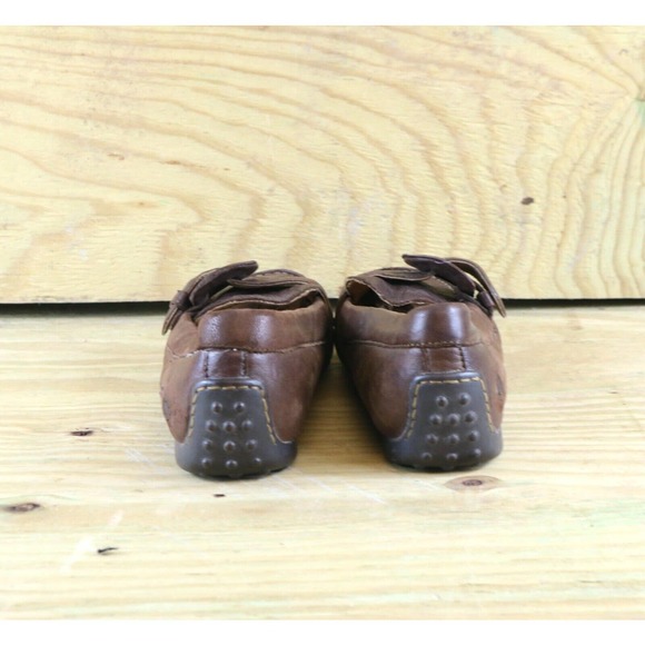 Born 39 Loafers Women's 8 Brown Leather Buckle Driving Moccasins Sips Ons Flats - Picture 3 of 9